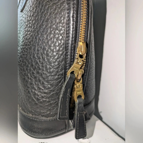 Dooney & Bourke Satchel in Black All Weather Leather Pebbled Vintage Large - Picture 5 of 13